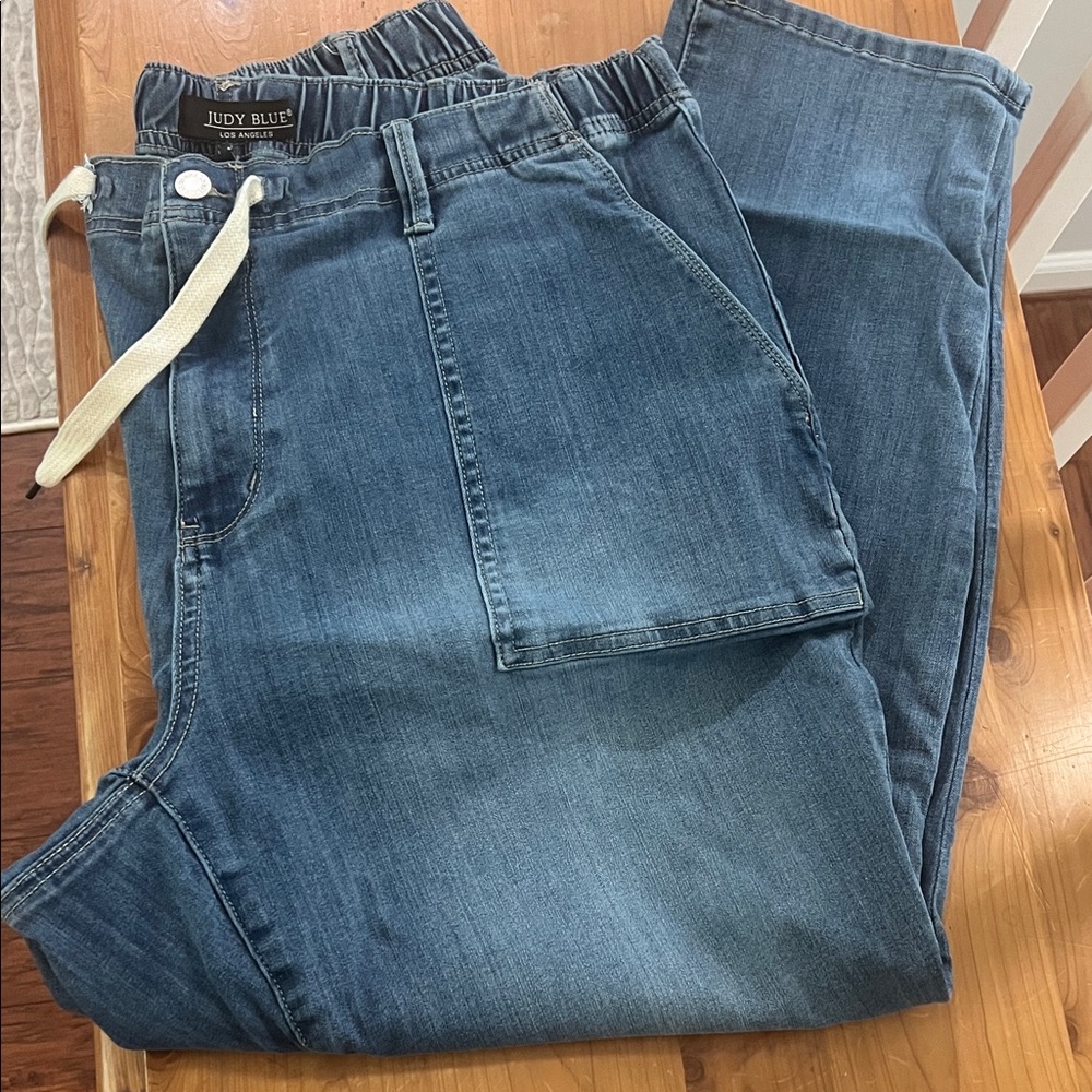 Judy Blue Women's Relaxed Blue Jeans